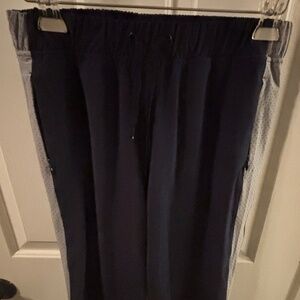 Under Armor Blue Sweatpants w/Zippered Pockets & Ankles Size Small